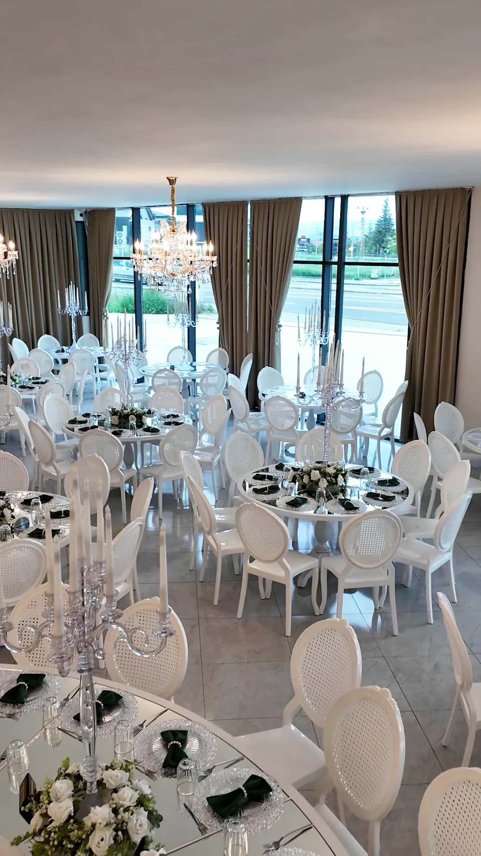 Laura Event — düğün ve nişan klibi projesinden bir kare